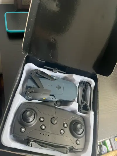 Drone con camara control y todos sus accesorios. - miniatura 1