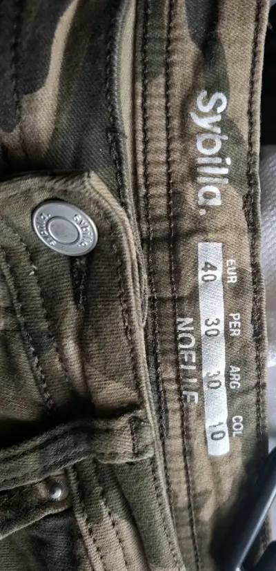 Pantalones cargo camuflados Sybilla talla 40 - miniatura 2