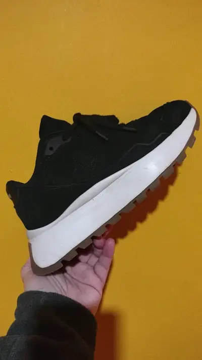 Zapatillas negras casuales C/Moran - miniatura 1