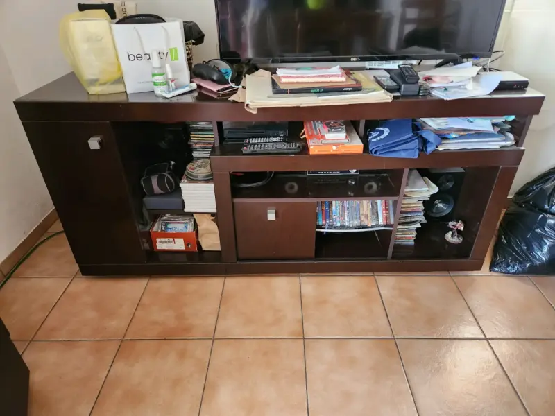 Mueble de TV de madera - 2