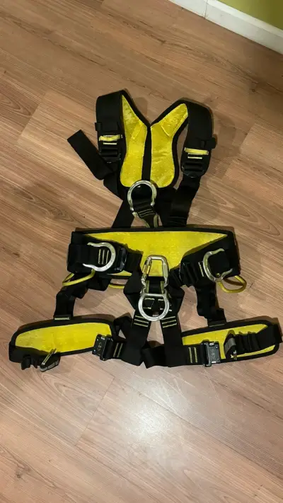 Arnés de seguridad para escalada con hebillas metálicas - miniatura 2