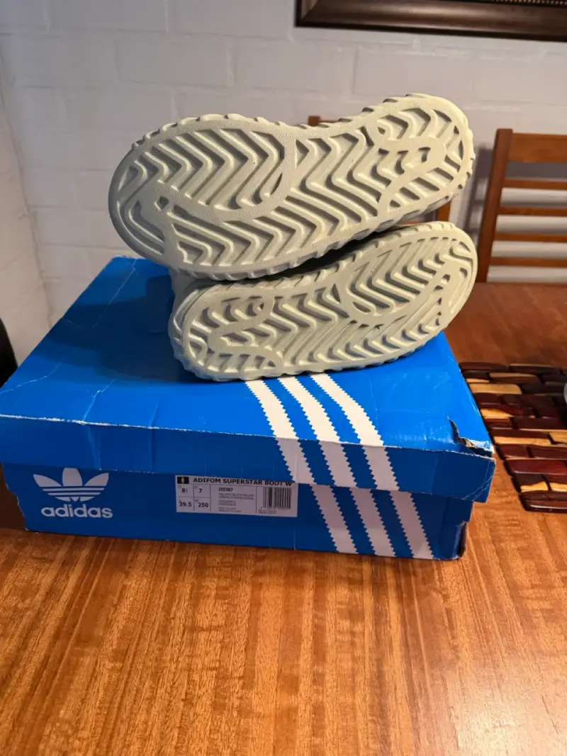 Botas Adidas Adifom Superstar Boot color crema - 2