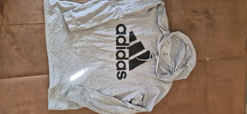 Polerón con capucha gris Adidas talla XL - 1