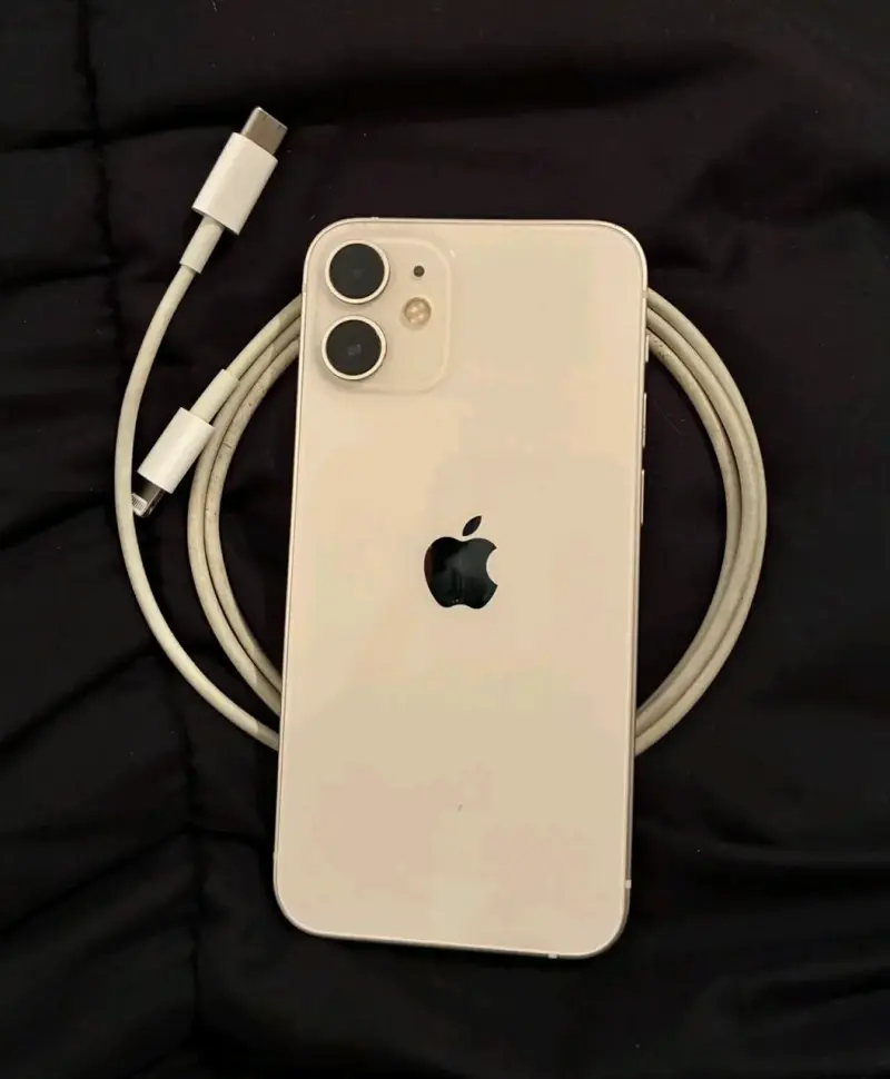iPhone 12 mini 128Gb, con cable original - 3