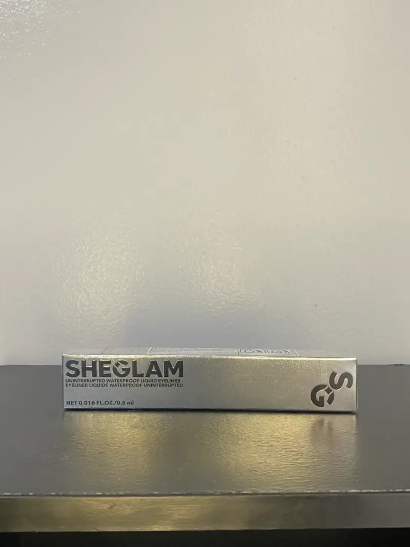 Delineador Líquido Impermeable Sheglam - 1