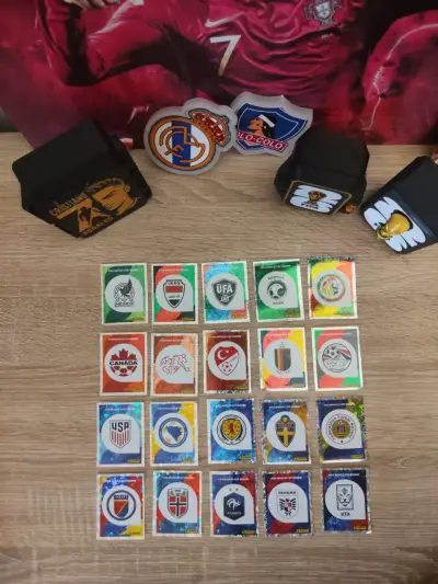 Pack 20 Escudos Álbum FIFA 2026 PANINI - miniatura 1