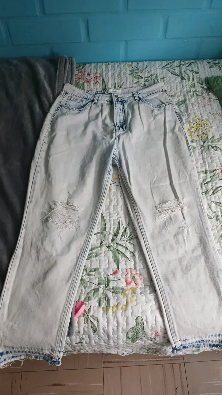 Jeans Mom Fit Sybilla Desgastados Talla 42 - 1