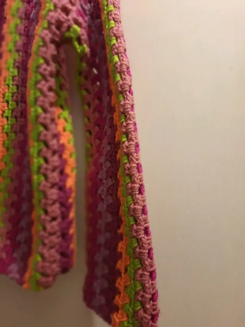 Chaleco tejido a crochet multicolor para mujer - 3