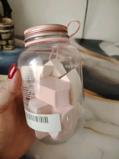 Esponjas de maquillaje en frasco decorativo - miniatura 3