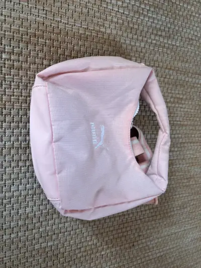 Cartera rosa Puma con correa ajustable - miniatura 2