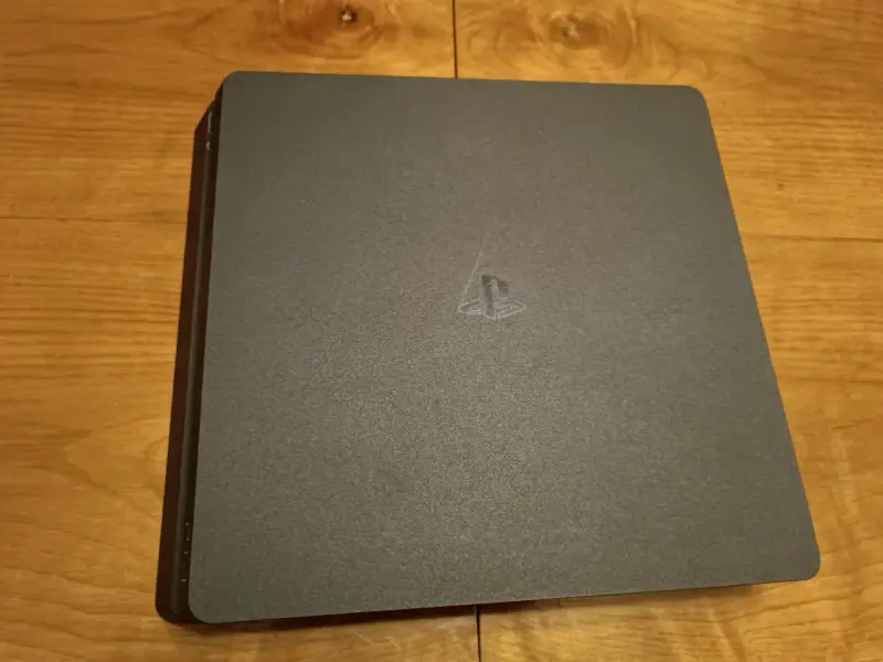Playstation 4 Slim 1TB - 3