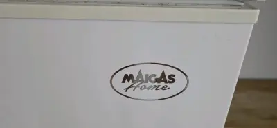 Congelador horizontal Maigas Home en buen estado - miniatura 3