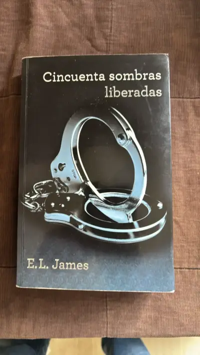 Libro Cincuenta Sombras Liberadas de E.L. James - miniatura 1