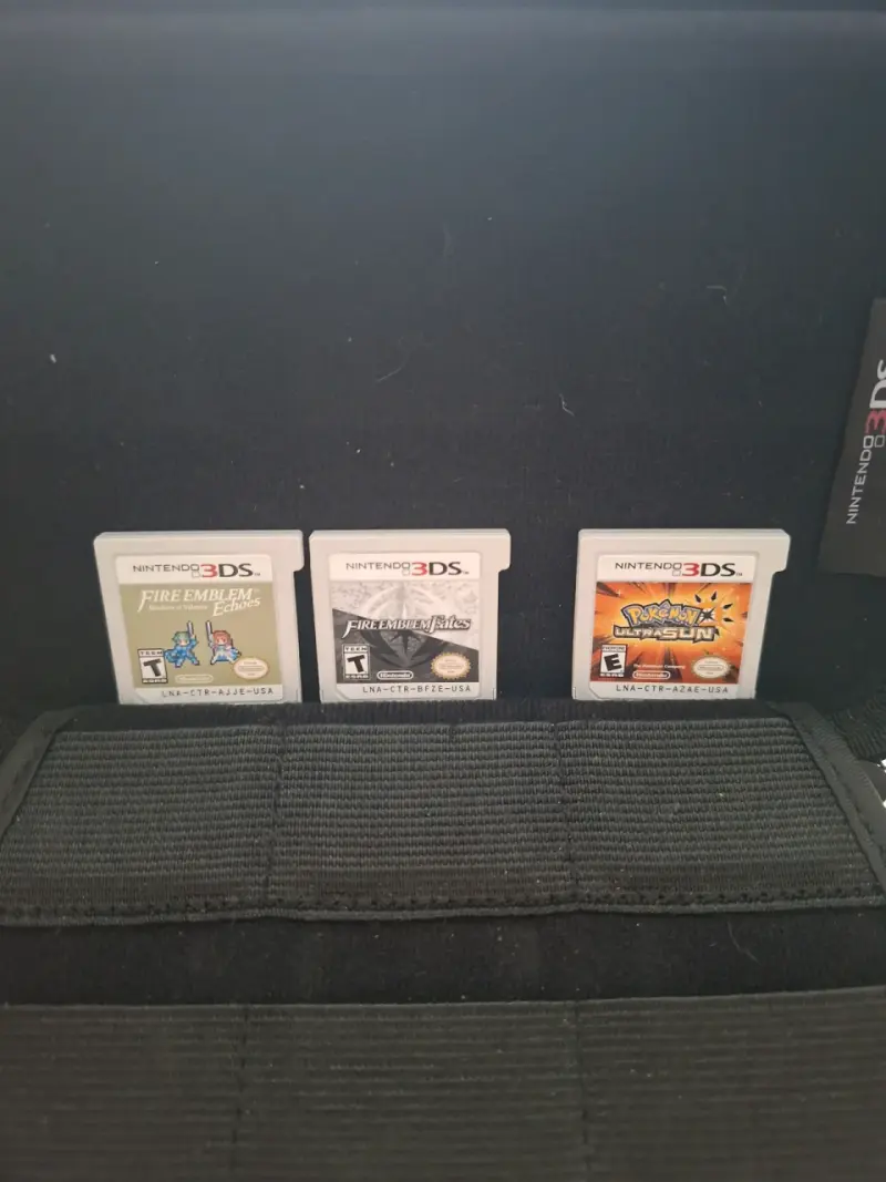 Consola portátil Nintendo 3DS XL en buen estado - 3