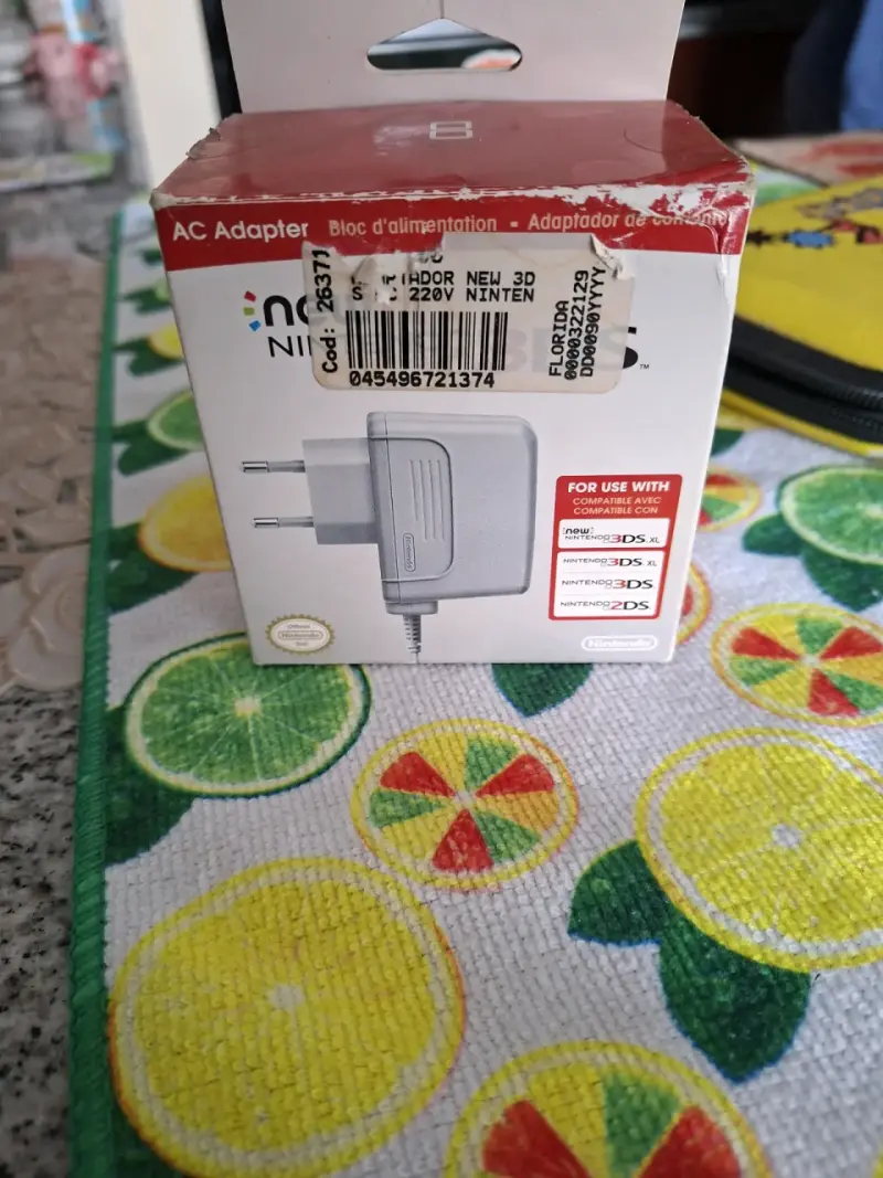 Consola portátil Nintendo 3DS XL en buen estado - 6