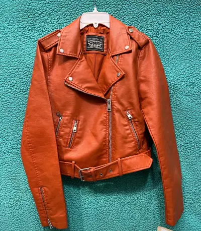 Chaqueta Biker Terracota Levi’s Talla S - miniatura 1