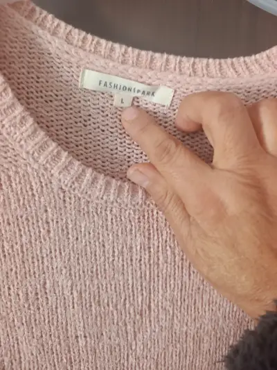 Suéter de punto rosa con botones Fashion Park - miniatura 4