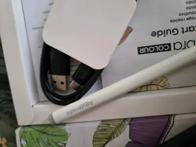 Lector de libros Kobo Libra 2 + lapiz kobo stylus - miniatura 6
