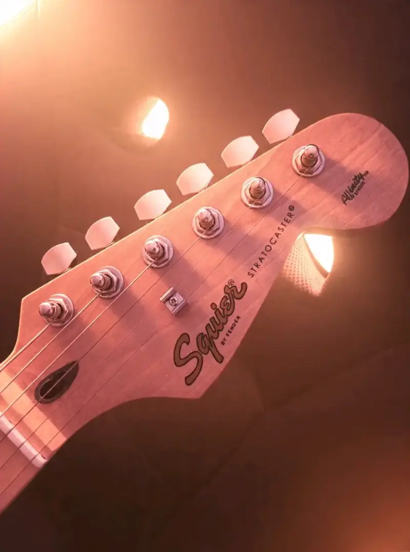 Guitarra eléctrica Squier Stratocaster Affinity - 4