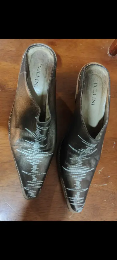 Zapatos de cuero Pollini talla 38 - miniatura 1