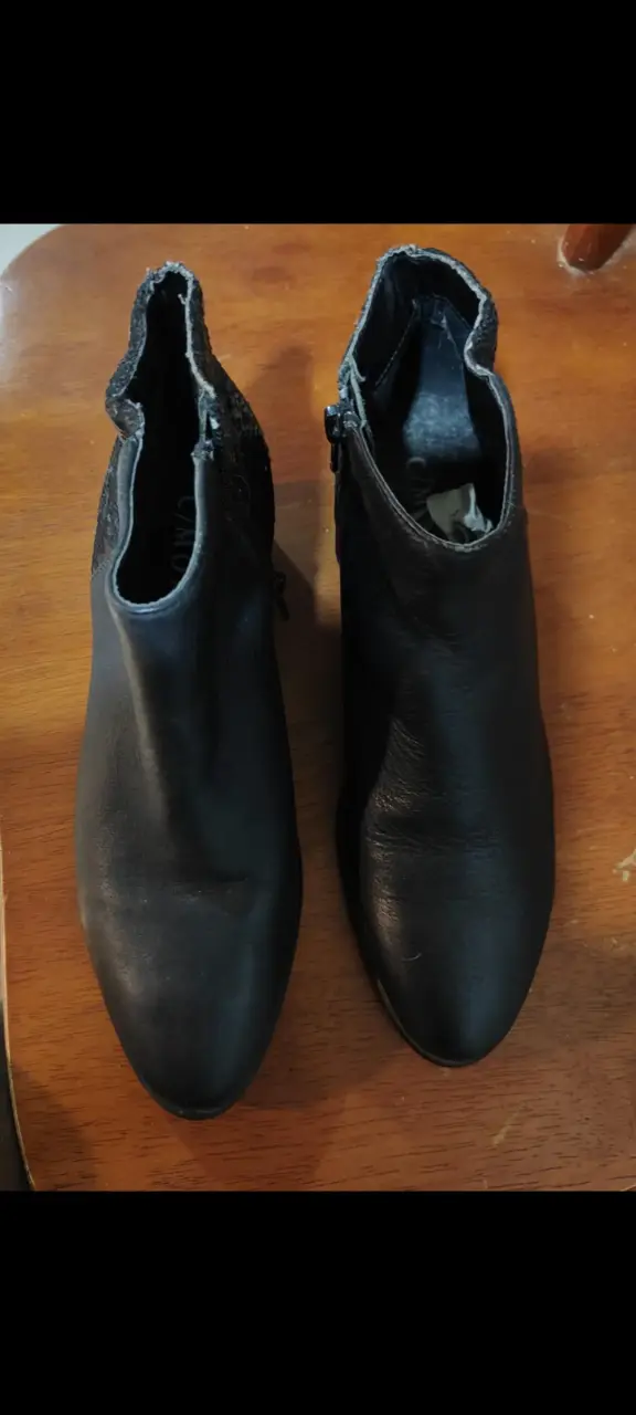 Botines de cuero negro C/Moran con detalle brillante - 1