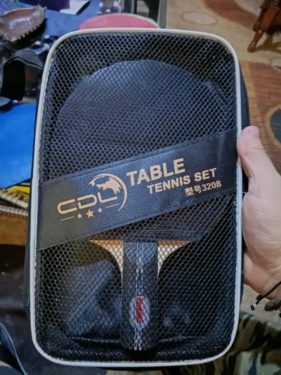 Paleta de tenis de mesa con estuche - miniatura 1