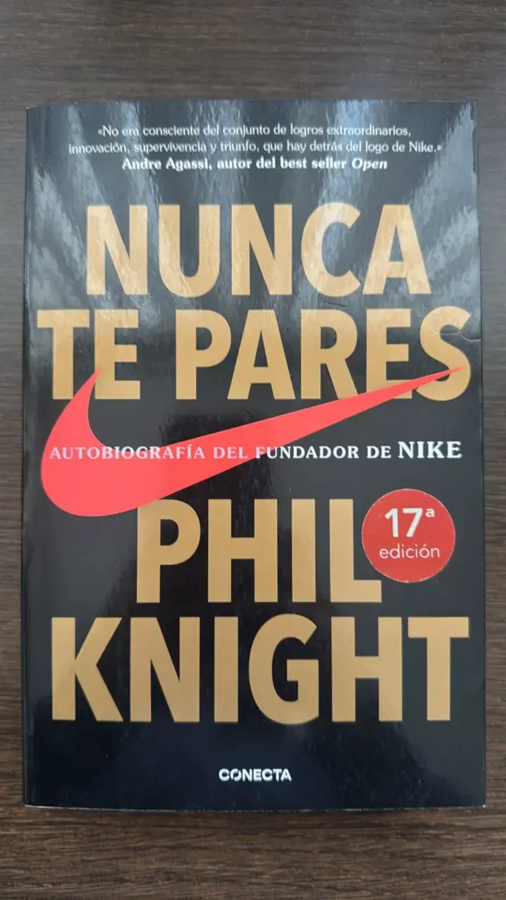 Libro 'Nunca Te Pares' de Phil Knight - 1