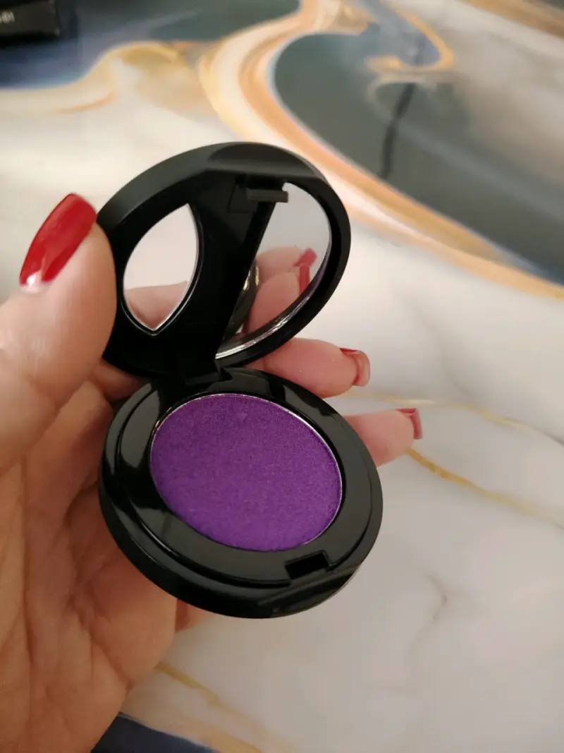 Sombra de Ojos Morada Dolce Bella - 2