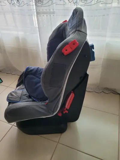 Silla de auto Bebesit GTI gris y azul - miniatura 2