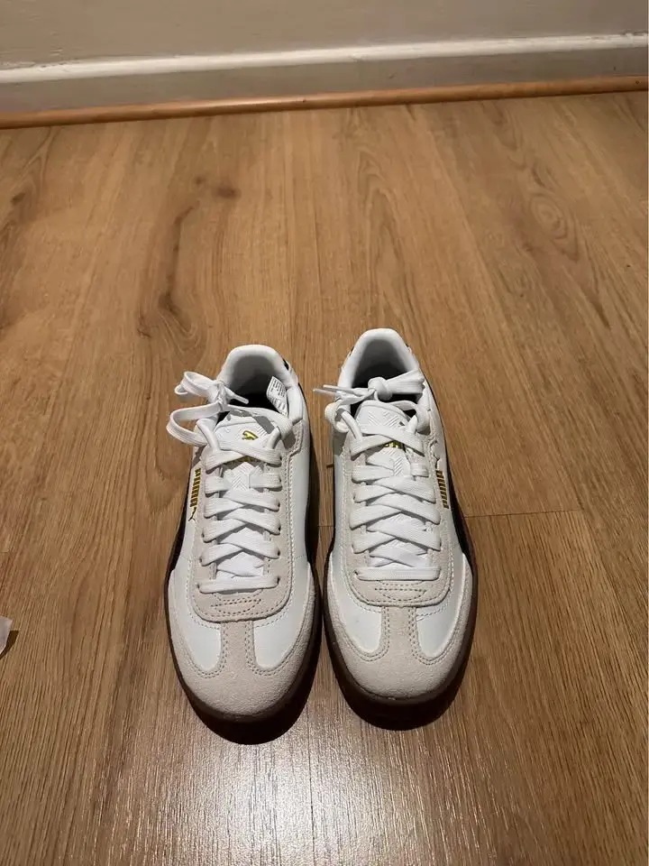 Zapatillas Puma Club C  mujer - SIN USO - 4