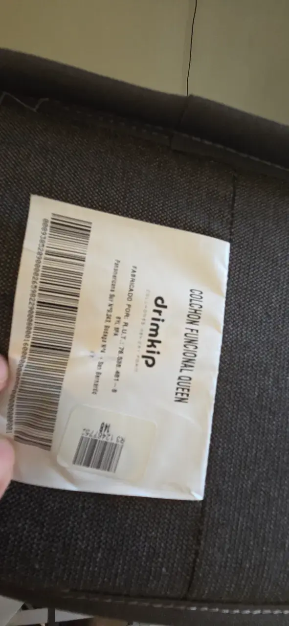 Cama queen con colchón en buen estado. Ikea - 4