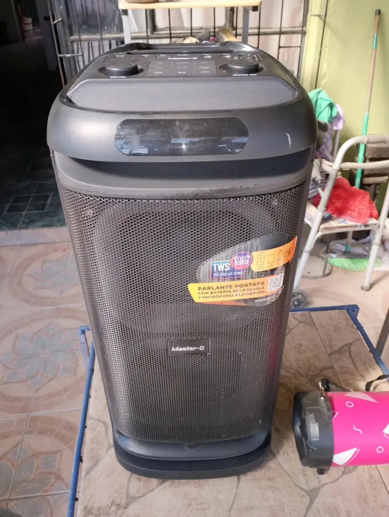 Parlante portátil Master-G con Bluetooth y TWS - 3