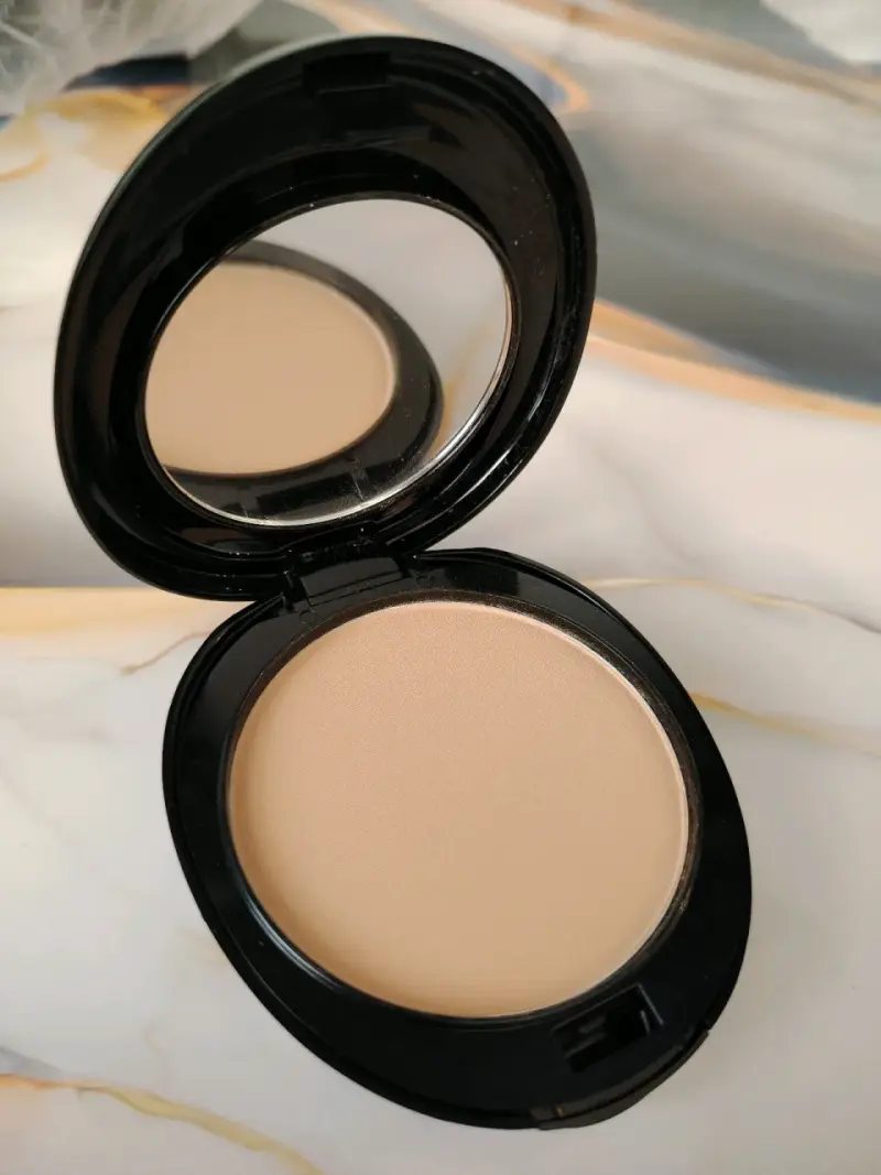Polvo Compacto Dolce Bella N° 2 con Espejo - 2