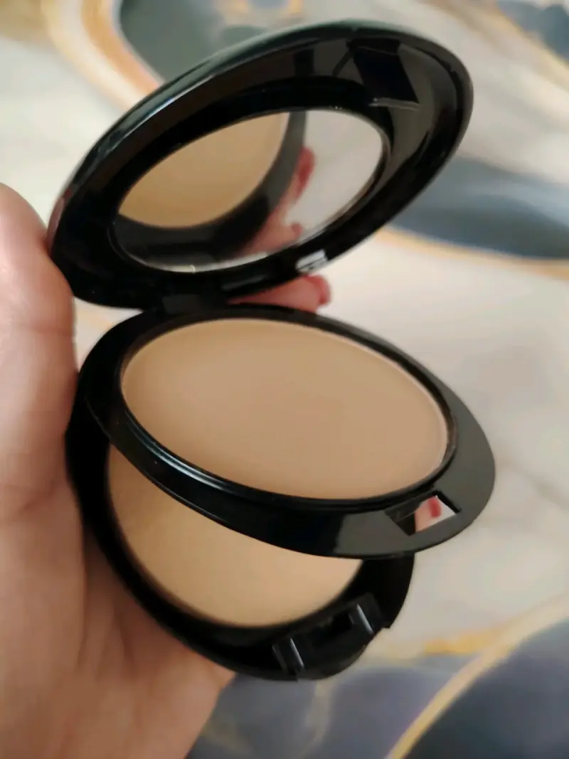 Polvo Compacto Dolce Bella N° 2 con Espejo - 4