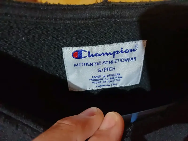 Polerón negro Champion para hombre - 3