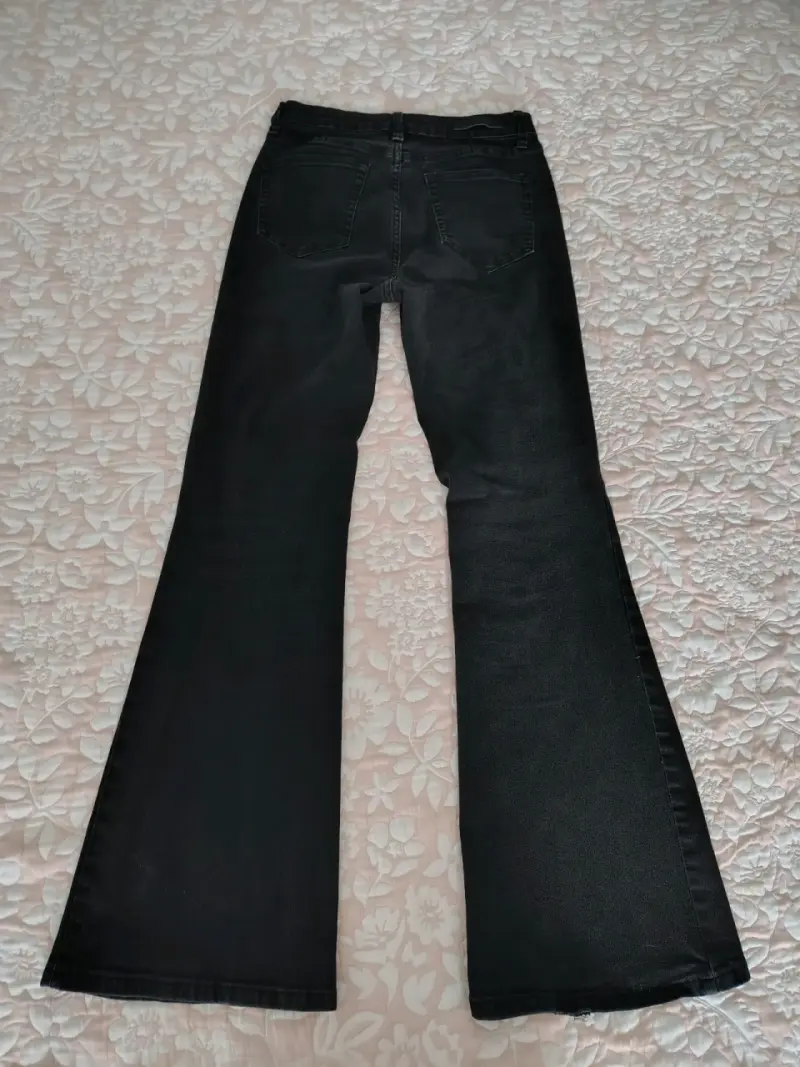 Pantalones acampanados negros Kendall para mujer - 2
