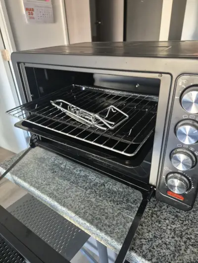 Horno eléctrico Ursus Trotter con temporizador - miniatura 2