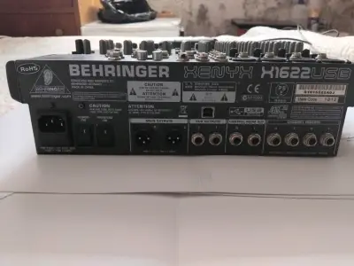Mezclador Behringer Xenyx X1622USB con efectos - miniatura 3
