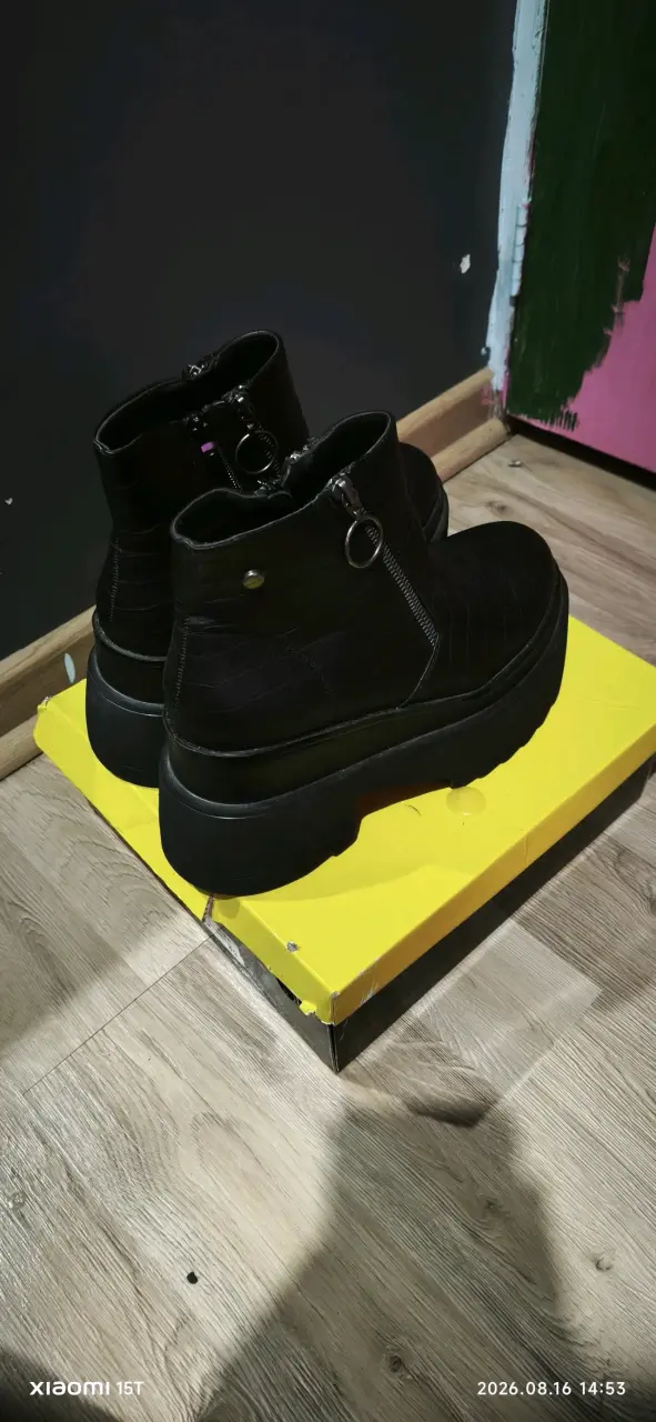 Botines Negros de Plataforma con Cierre - 3