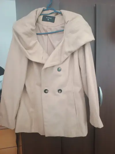 Abrigo beige de mujer Alaniz con capucha - miniatura 1