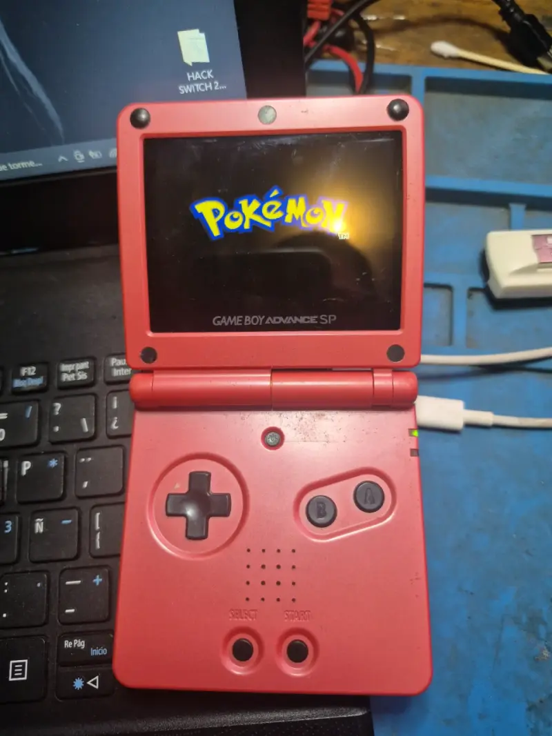 Nintendo Game Boy Advance SP Edición Char Aznable - 4