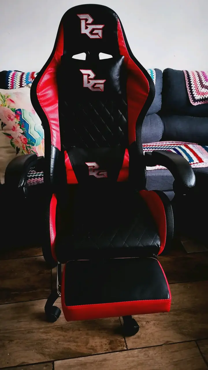 Silla gamer ergonómica roja y negra - 3