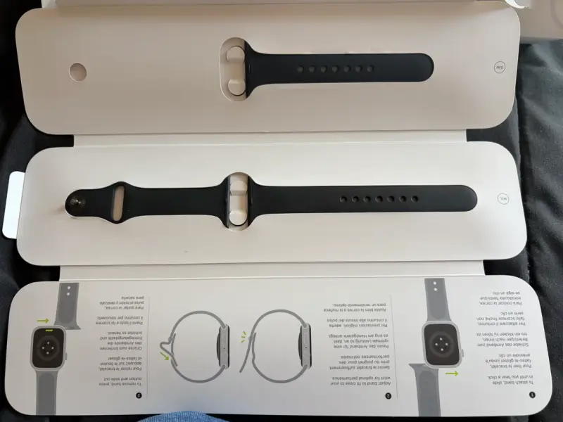Apple Watch SE - 4