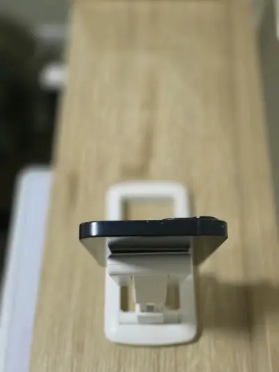 iPhone 13 128gb con batería al 100% - miniatura 5