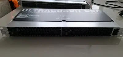 Ecualizador Behringer Ultragraph Pro FBQ150 - miniatura 5