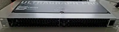 Ecualizador Behringer Ultragraph Pro FBQ150 - miniatura 6