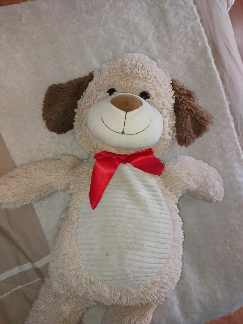 Peluche de perro grande con lazo rojo - 2