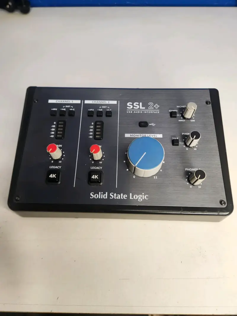 Interfaz de Audio Solid State Logic SSL 2+ - 2