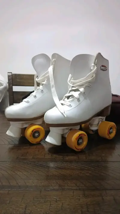Patines de Cuatro Ruedas Blancos para Adulto - miniatura 1