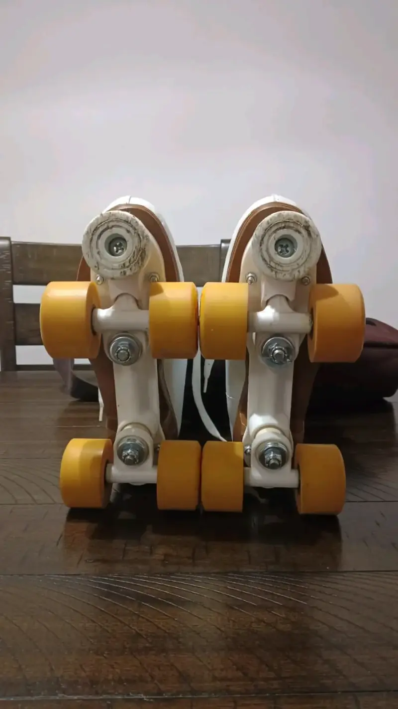 Patines de Cuatro Ruedas Blancos para Adulto - 2